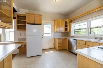 3123 SE 31st Ave, Portland, OR 97202 - Photo 9