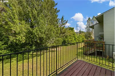 4441 Fox Hollow Rd #7, Eugene, OR 97405 - Photo 23