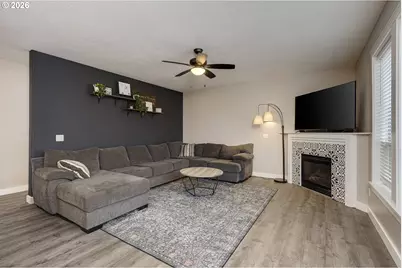4889 Whitewater St, Salem, OR 97305 - Photo 11