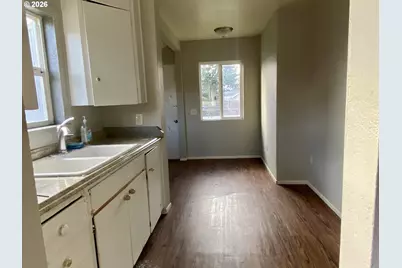 3727 SE 86th Ave, Portland, OR 97266 - Photo 7