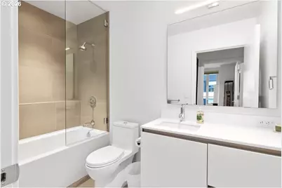 1150 NW Quimby St #326, Portland, OR 97209 - Photo 29