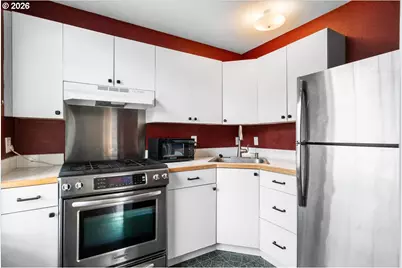 119 Wesley (605 Miller) St, Silverton, OR 97381 - Photo 7