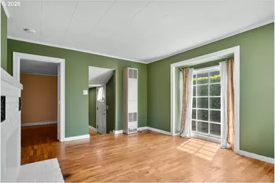 119 Wesley (605 Miller) St, Silverton, OR 97381 - Photo 5