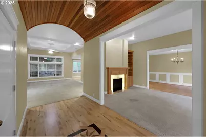3085 Summit Sky Blvd, Eugene, OR 97405 - Photo 7