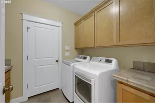 3085 Summit Sky Blvd, Eugene, OR 97405 - Photo 39