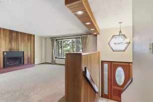 2018 SE Beaver Creek Ln, Troutdale, OR 97060 - Photo 11