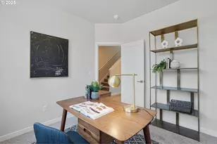 15133 E Burnside, Portland, OR 97233 - Photo 11