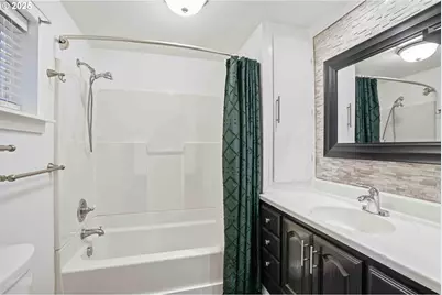 820 Barclay Hills Dr, Oregon City, OR 97045 - Photo 17