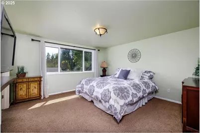 4905 NW Kahneeta Ct, Portland, OR 97229 - Photo 17