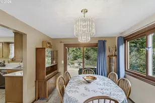 2095 NW 3rd St, Gresham, OR 97030 - Photo 11