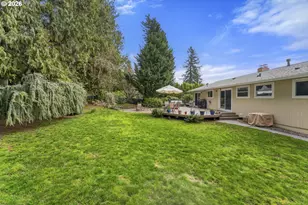 2095 NW 3rd St, Gresham, OR 97030 - Photo 39