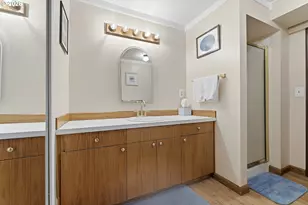 2095 NW 3rd St, Gresham, OR 97030 - Photo 33