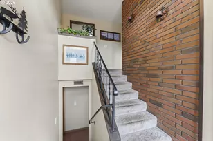 2095 NW 3rd St, Gresham, OR 97030 - Photo 5