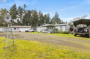 600 Donruss Dr, Roseburg, OR 97471 - Photo 41