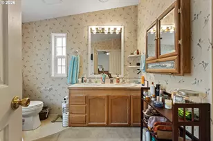 600 Donruss Dr, Roseburg, OR 97471 - Photo 25