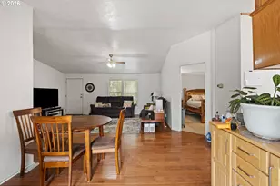 600 Donruss Dr, Roseburg, OR 97471 - Photo 13