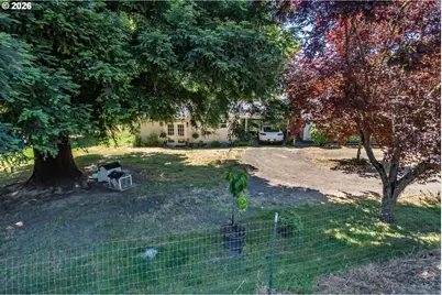 421 NW Cary St, Winston, OR 97496 - Photo 43