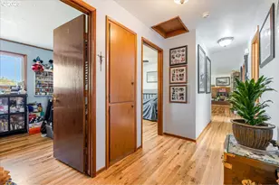 2398 Cole Rd, Salem, OR 97306 - Photo 21