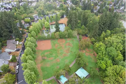 13158 SW Shore Dr, Tigard, OR 97223 - Photo 35