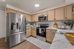13158 SW Shore Dr, Tigard, OR 97223 - Photo 9