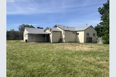 1114 N Elizabeth St, Milton-Freewater, OR 97862 - Photo 5