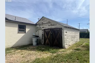 1114 N Elizabeth St, Milton-Freewater, OR 97862 - Photo 7