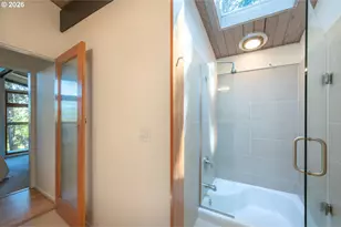 1210 Lemery Ln, Eugene, OR 97405 - Photo 19