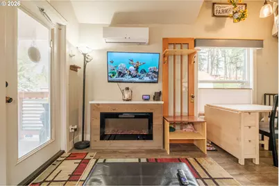 8372 SE Enchanted Way #204, Turner, OR 97392 - Photo 5