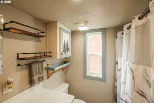 8372 SE Enchanted Way, Turner, OR 97392 - Photo 11