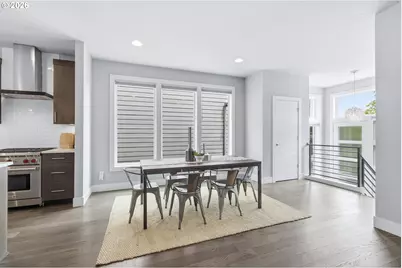 5425 NE 32nd Pl, Portland, OR 97211 - Photo 5