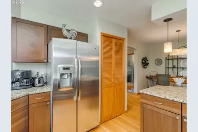 16843 NW Yorktown Dr, Beaverton, OR 97006 - Photo 17