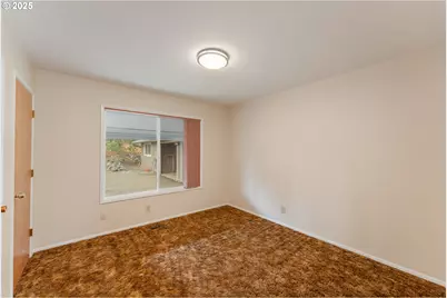 411 Woodland Dr, Winston, OR 97496 - Photo 17