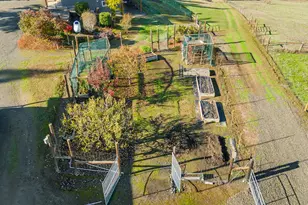 411 Woodland Dr, Winston, OR 97496 - Photo 39