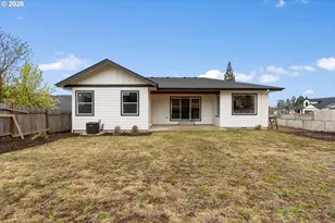 630 S 10th St, Creswell, OR 97426 - Photo 11