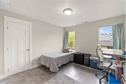 630 S 10th St, Creswell, OR 97426 - Photo 25