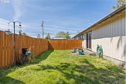 405 S Marple St, Coos Bay, OR 97420 - Photo 11