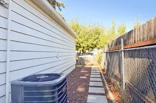 5732 SE 80th Ave, Portland, OR 97206 - Photo 29