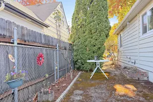 5732 SE 80th Ave, Portland, OR 97206 - Photo 27