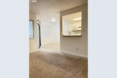 9987 SE Talbert St, Clackamas, OR 97015 - Photo 11