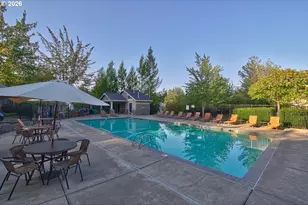18233 SW Santoro Dr, Beaverton, OR 97007 - Photo 47