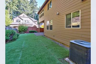 18233 SW Santoro Dr, Beaverton, OR 97007 - Photo 45