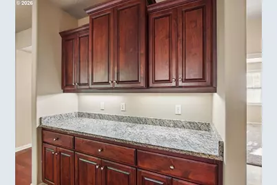 18233 SW Santoro Dr, Beaverton, OR 97007 - Photo 13