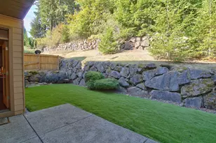 18233 SW Santoro Dr, Beaverton, OR 97007 - Photo 43