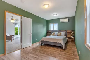 758 Florence Ave, Astoria, OR 97103 - Photo 13