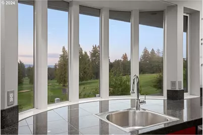 14400 Uplands Dr, Lake Oswego, OR 97034 - Photo 17