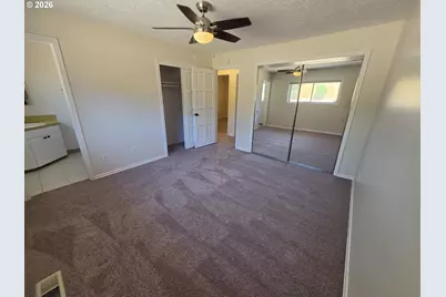 10016 SE 11th St, Vancouver, WA 98664 - Photo 17