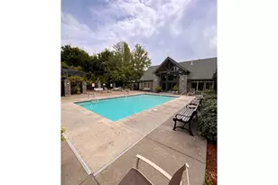 637 NE Garswood Ln, Hillsboro, OR 97006 - Photo 19