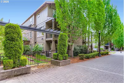 637 NE Garswood Ln, Hillsboro, OR 97006 - Photo 3