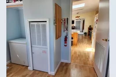 227 Lakeland Dr, Lakeside, OR 97449 - Photo 25