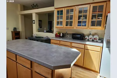 227 Lakeland Dr, Lakeside, OR 97449 - Photo 29